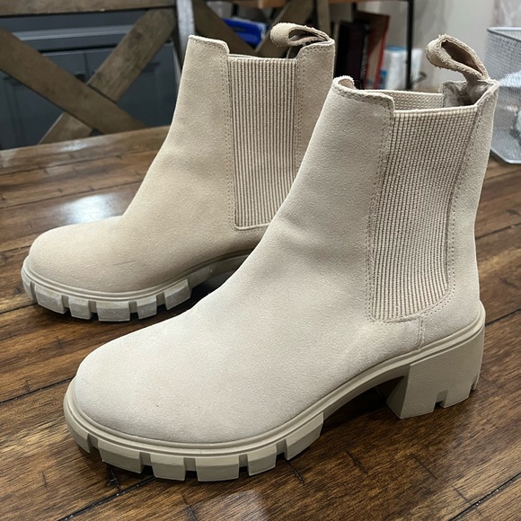 Steve Madden Cream Ankle Booties - Picture 3 of 5
